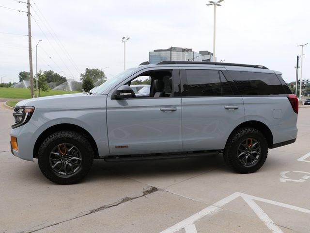 New 2027 Ford Expedition Tremor w/ Driver's Package AWD/4WD image 4