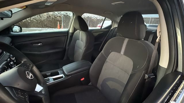 Used 2024 Nissan Sentra SV image 30
