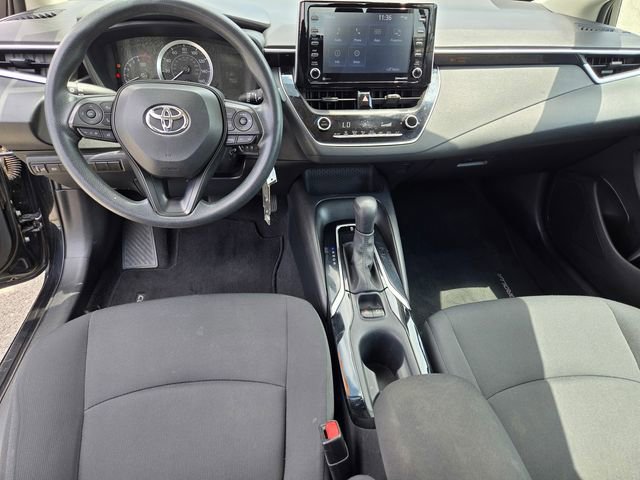 Used 2021 Toyota Corolla LE w/ Carpet Mat Package (TMS) FWD image 28