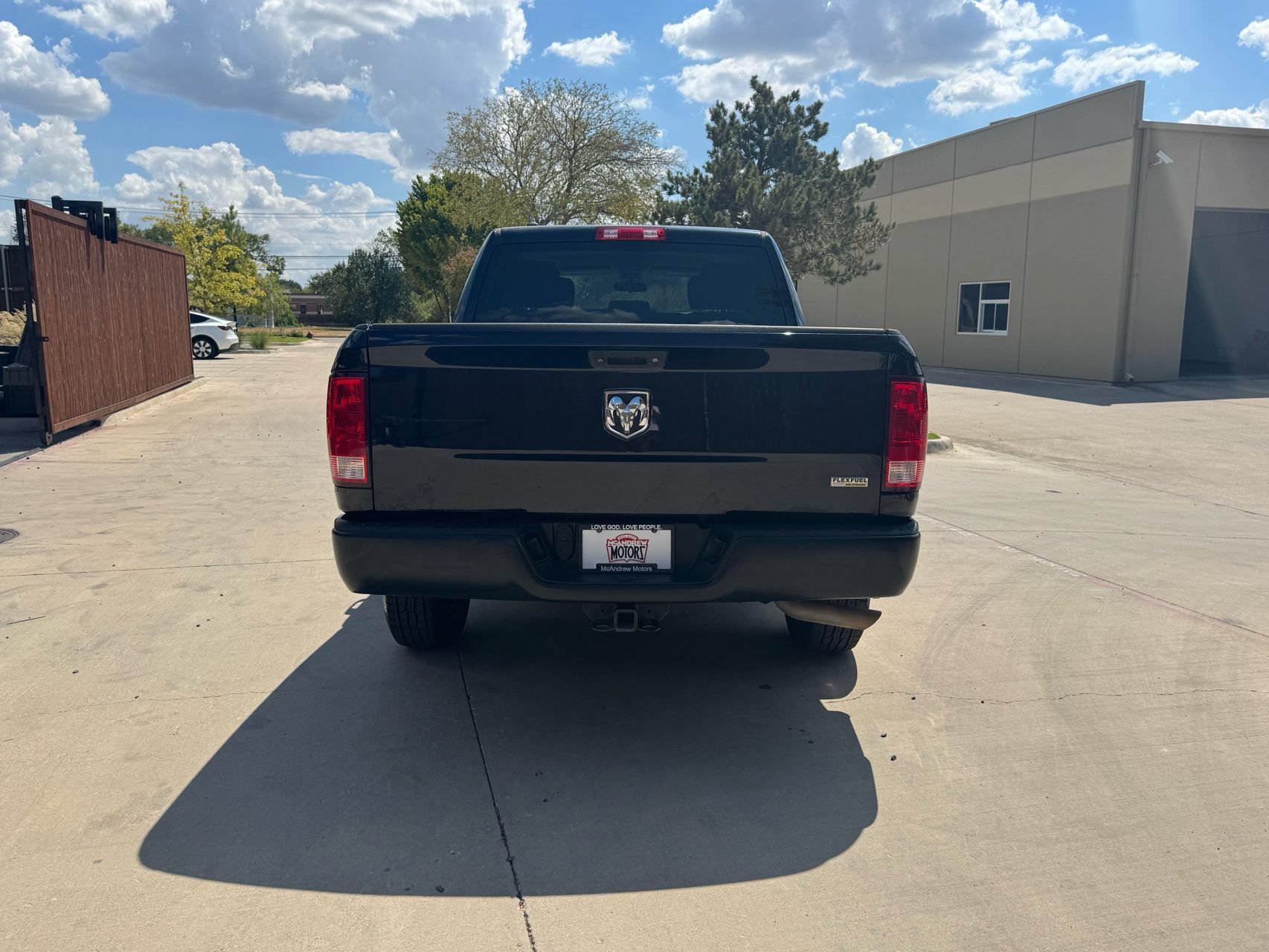 Used 2017 RAM 1500 Tradesman w/ Popular Equipment Group RWD image 3
