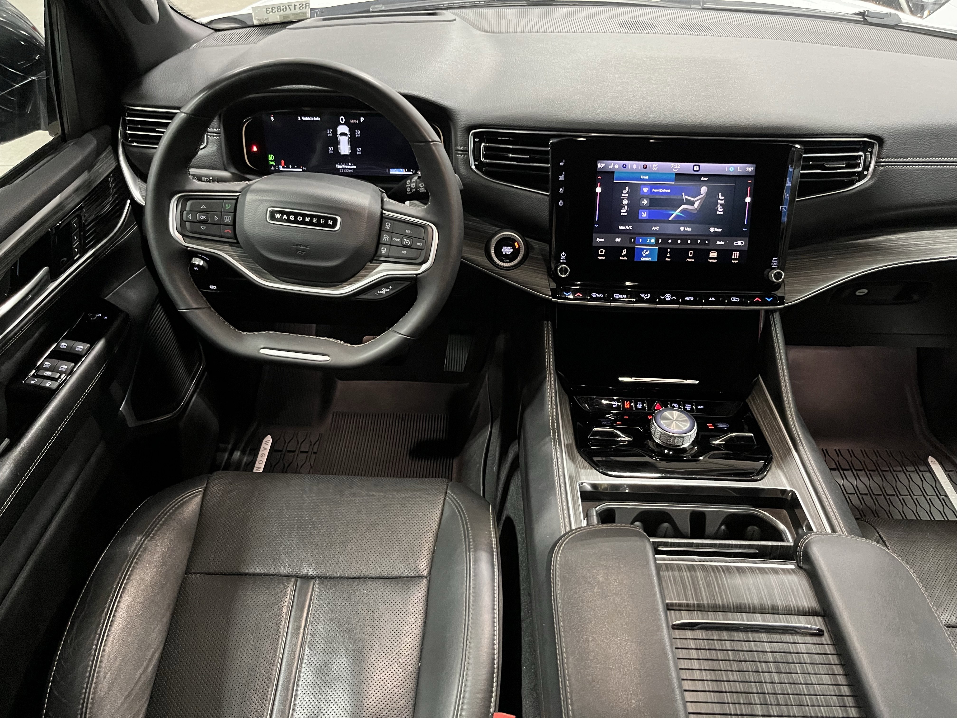 Certified 2024 Jeep Wagoneer Series III image 12