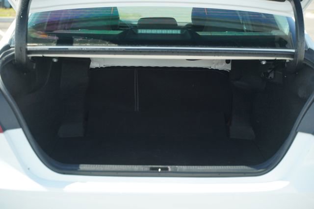 Used 2018 Toyota Camry LE image 17