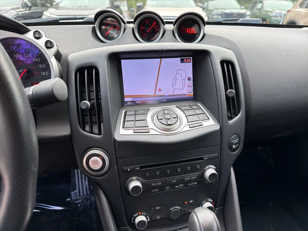 Used 2019 Nissan 370Z Touring Sport RWD image 24
