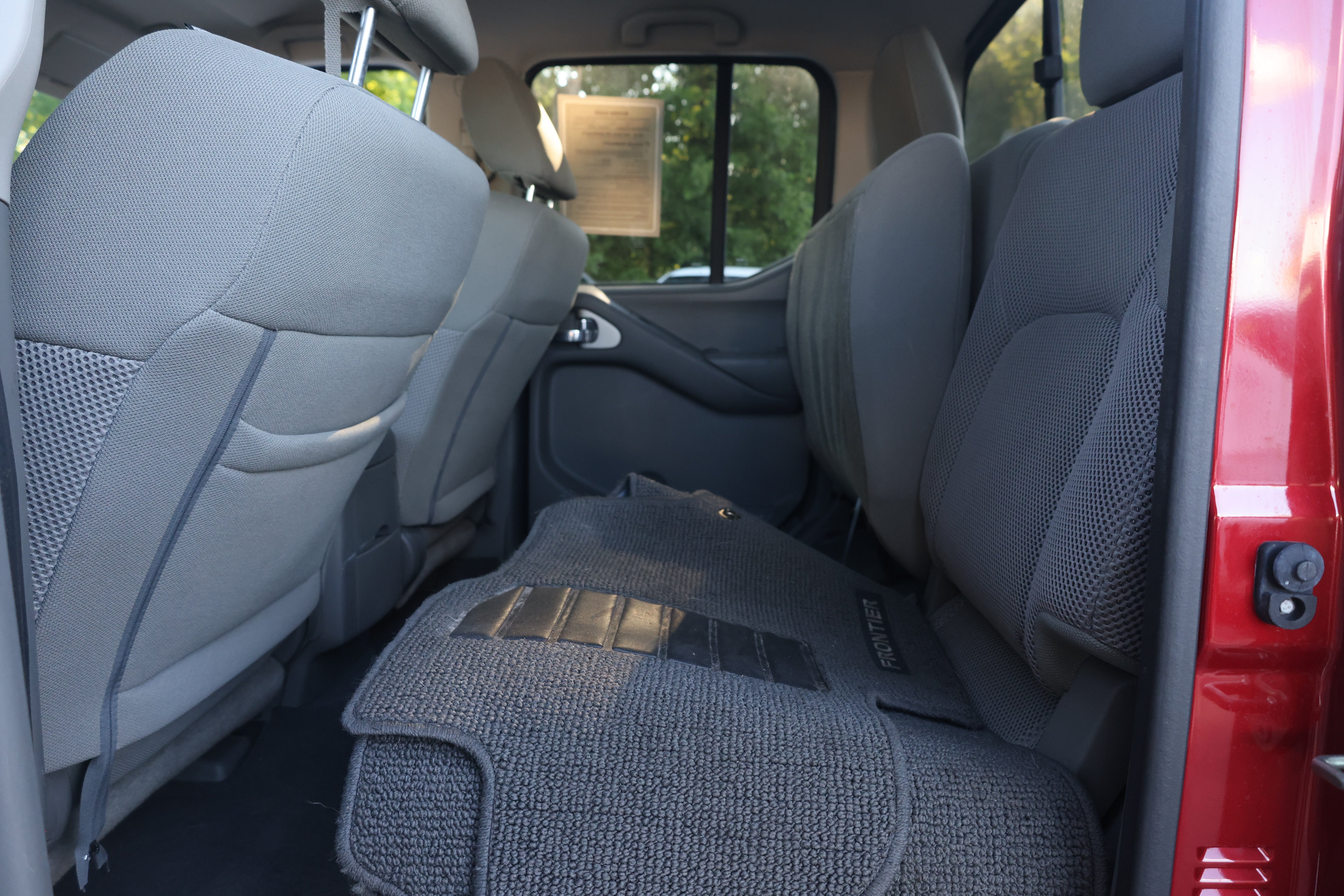Used 2019 Nissan Frontier SV w/ Value Truck Package RWD image 24