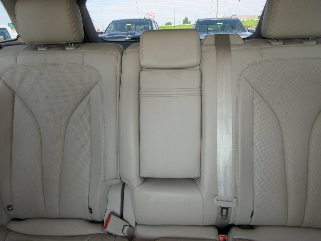 Used 2018 Lincoln MKX Reserve w/ Driver Assistance Package FWD image 19