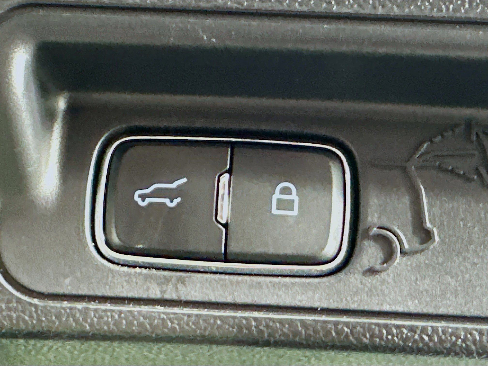 Used 2022 Ford Explorer Timberline image 32