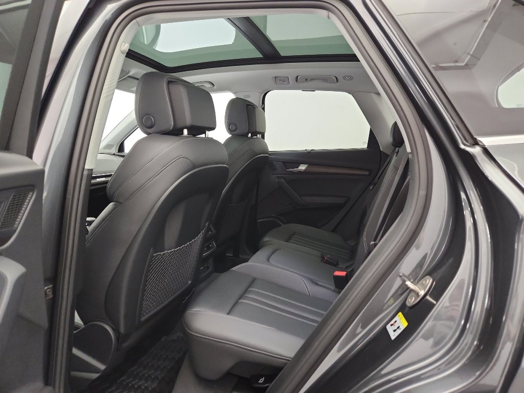 Used 2023 Audi Q5 2.0T Premium Plus w/ Premium Plus Package image 37