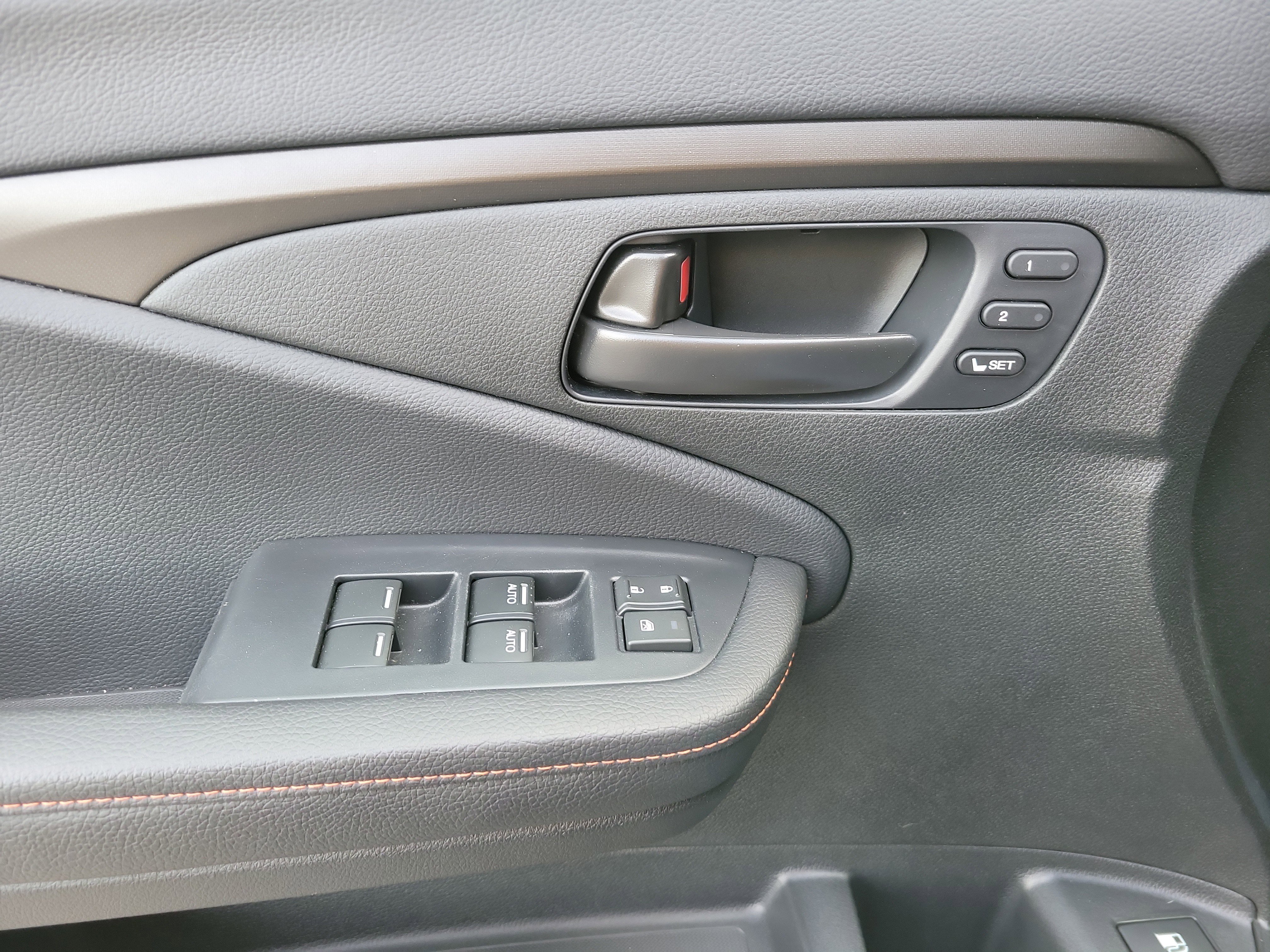 Used 2025 Honda Ridgeline TrailSport image 24