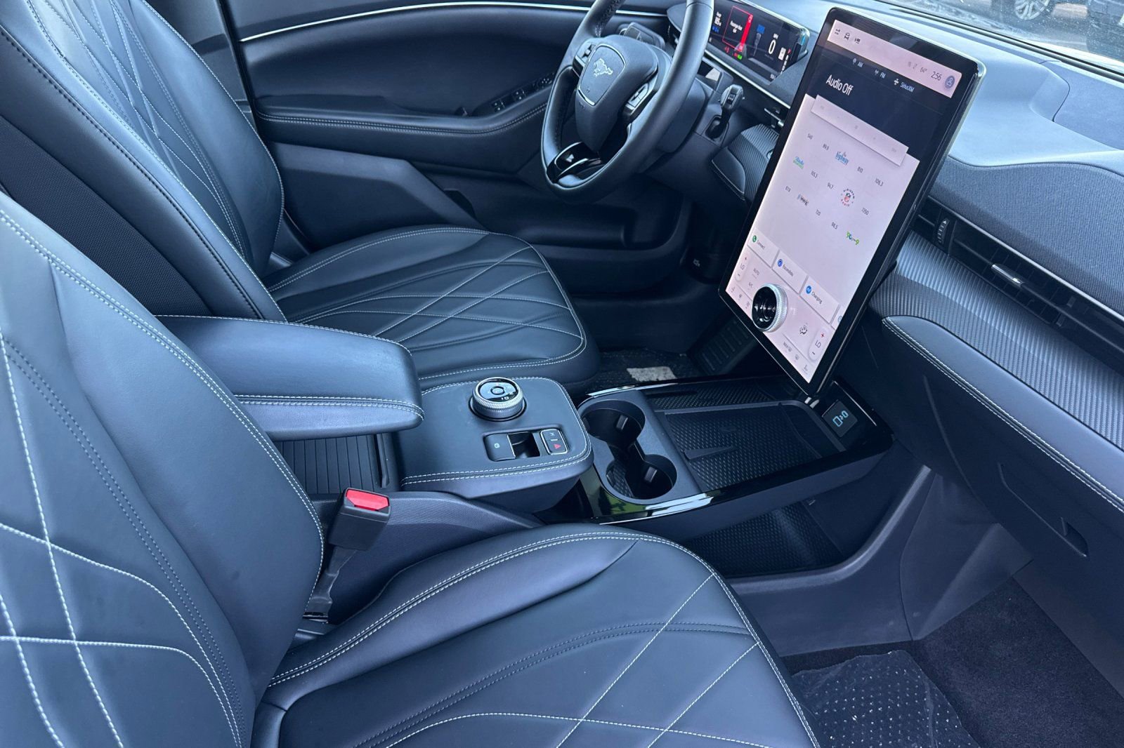 Used 2024 Ford Mustang Mach-E Select w/ Comfort Package Lite image 18