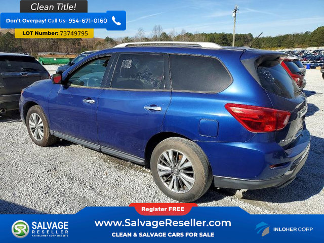 Used 2018 Nissan Pathfinder SL w/ Cargo Package FWD image 3