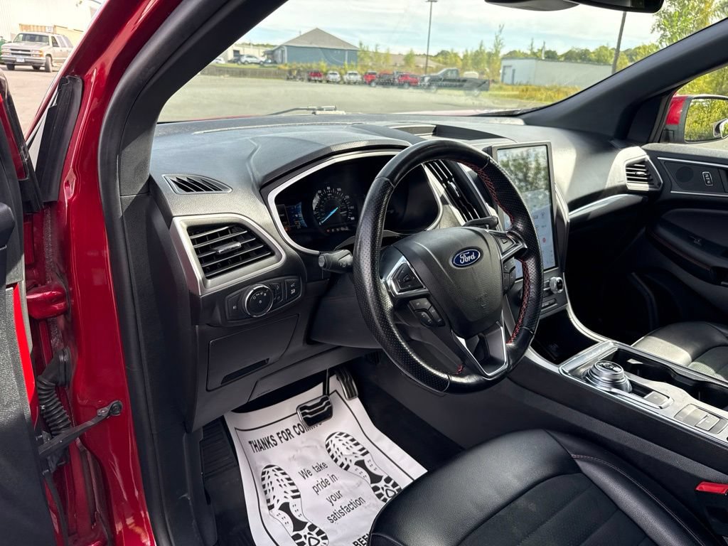 Used 2021 Ford Edge ST-Line AWD/4WD image 24