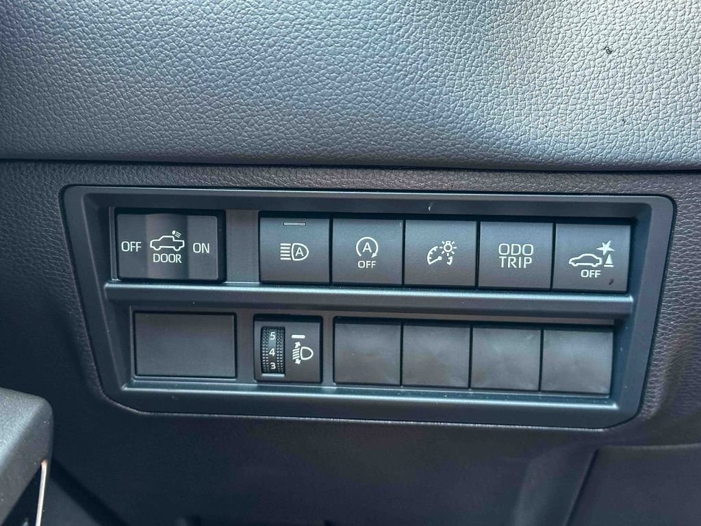 Certified 2026 Toyota Tundra Limited AWD/4WD image 70
