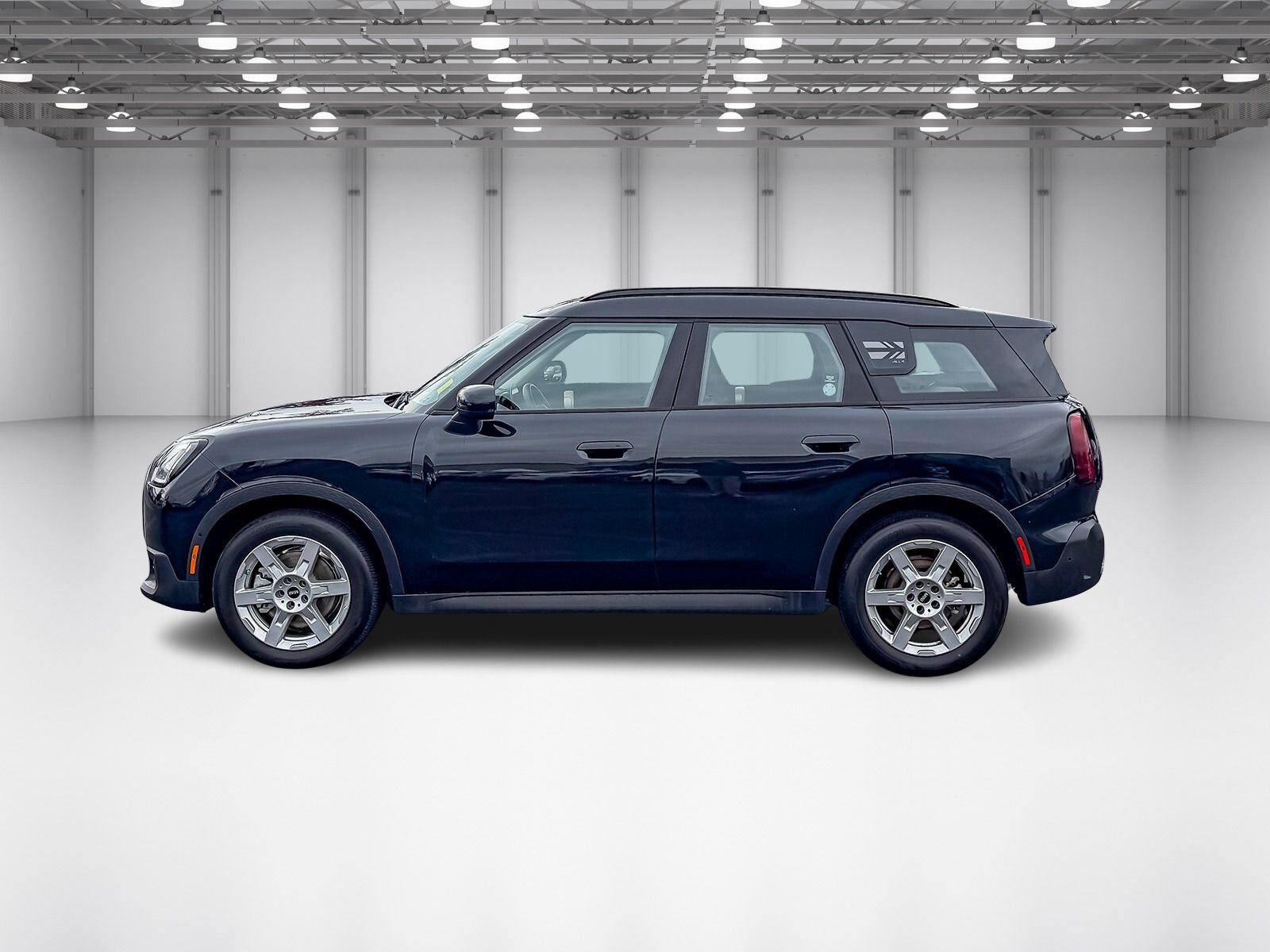 Used 2025 MINI Cooper Countryman S image 2