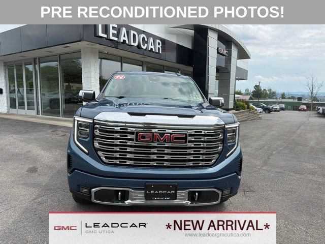 Used 2024 GMC Sierra 1500 Denali w/ Technology Package AWD/4WD image 8