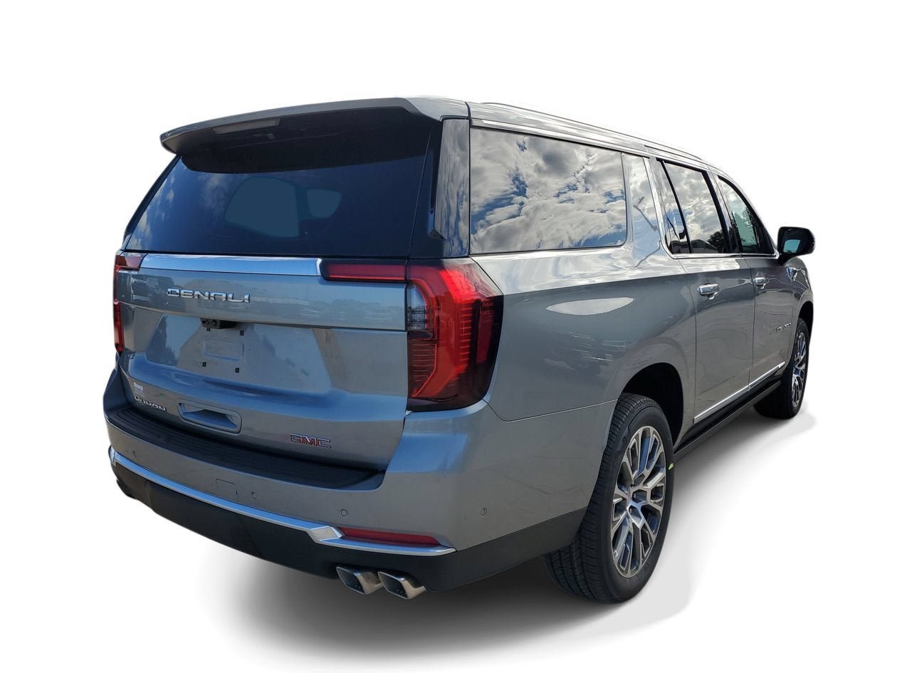 New 2026 GMC Yukon XL Denali w/ Denali Reserve Package AWD/4WD image 5