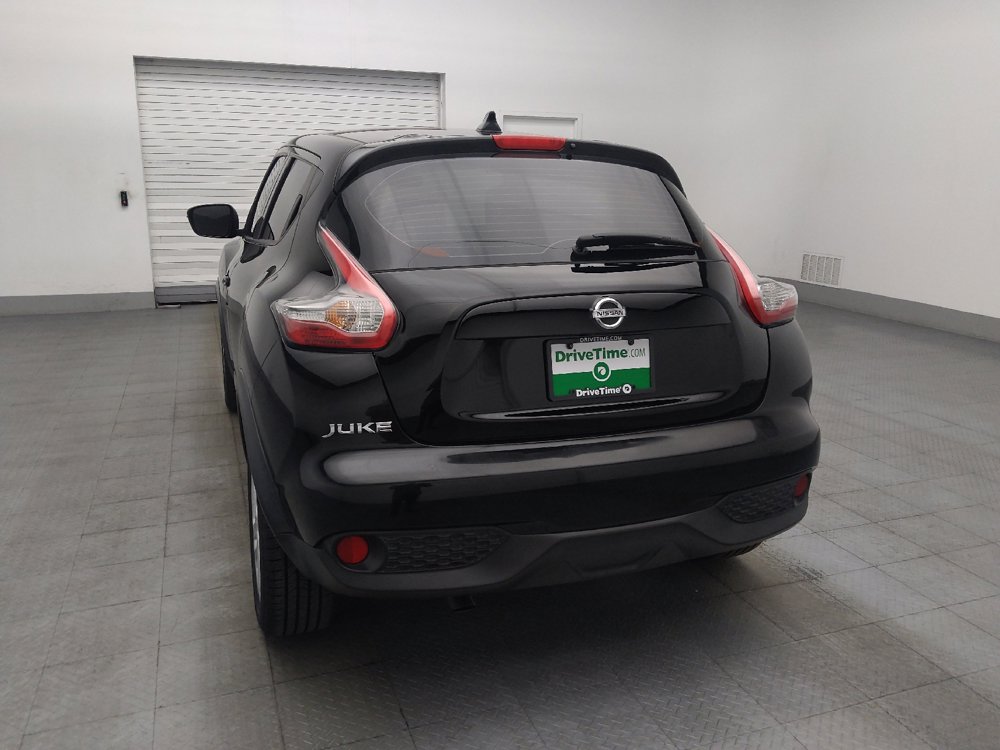 Used 2016 Nissan Juke S FWD image 6