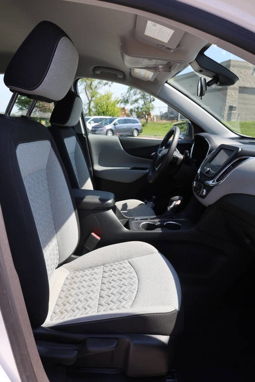 Used 2024 Chevrolet Equinox LS image 15