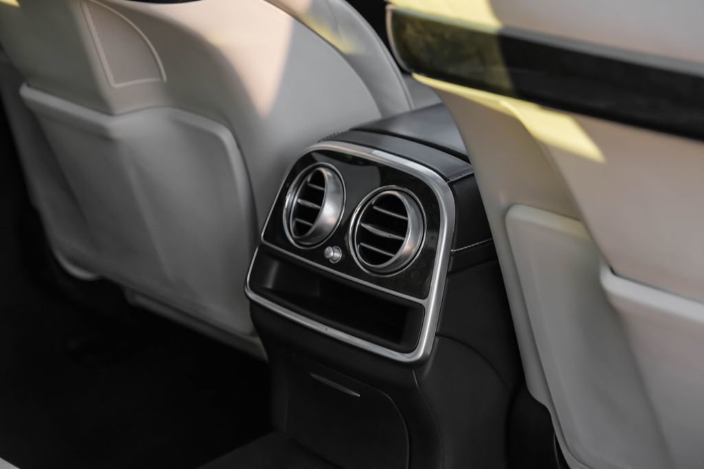 Used 2016 Mercedes-Benz S 550 Sedan image 50