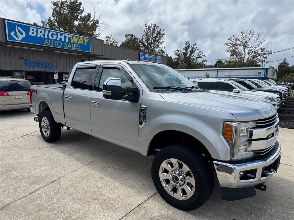Used 2017 Ford F350 Lariat w/ Lariat Ultimate Package image 3
