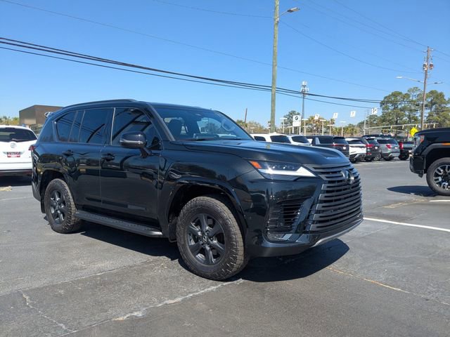 Used 2025 Lexus LX 700h Overtrail w/ Accessory Package (Z1) AWD/4WD image 3