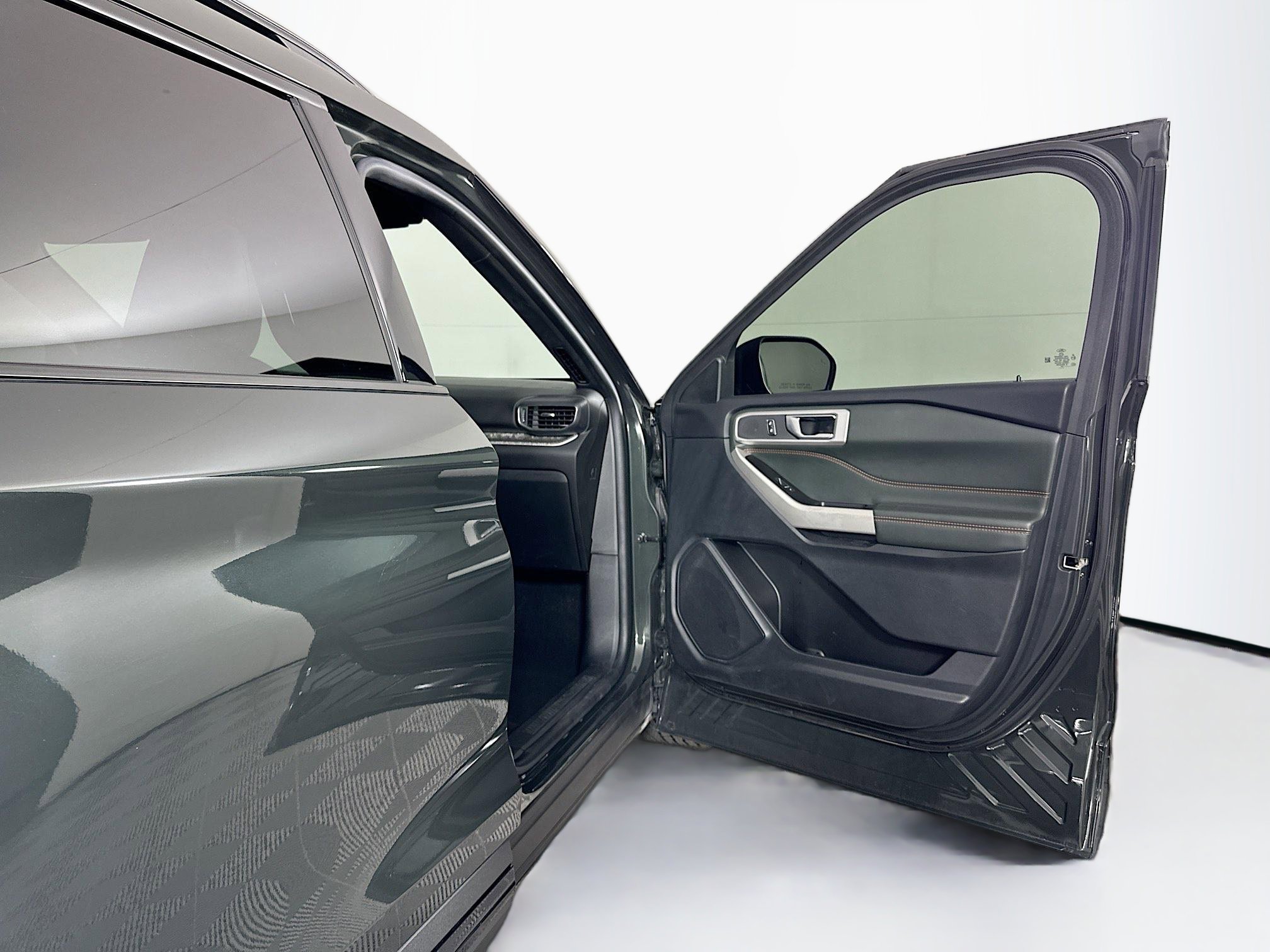 Used 2022 Ford Explorer Timberline image 35