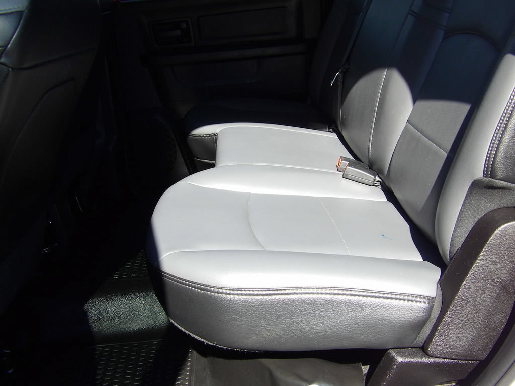 Used 2020 RAM 5500 Tradesman RWD image 31