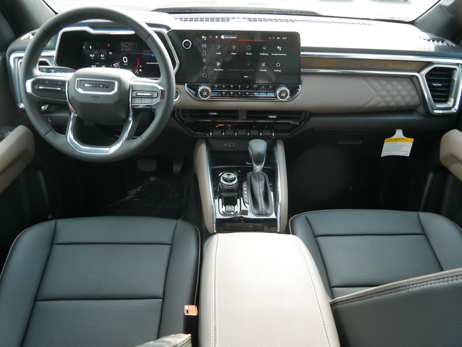 New 2023 GMC Canyon Denali image 6