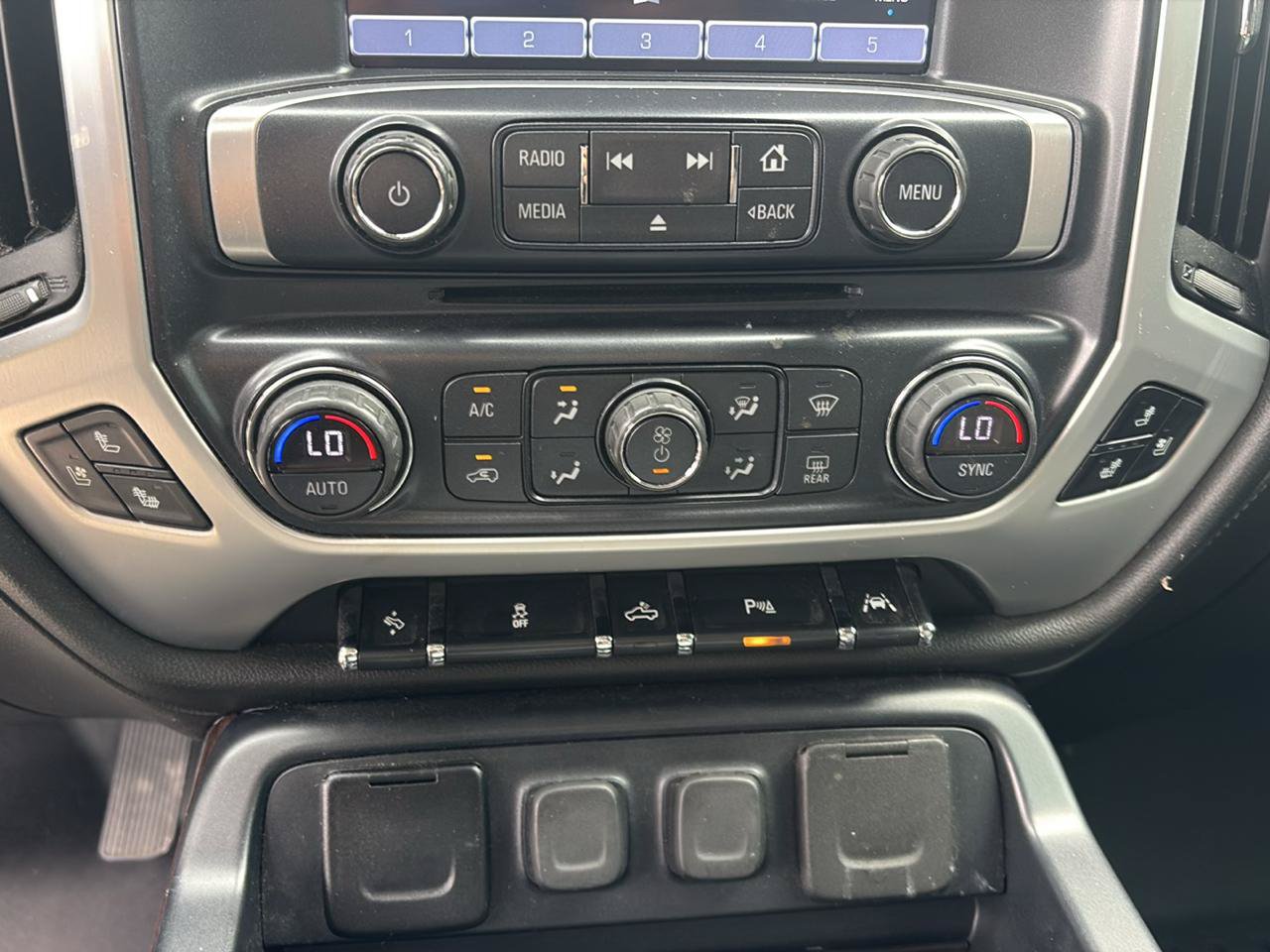 Used 2018 GMC Sierra 1500 SLT AWD/4WD image 12