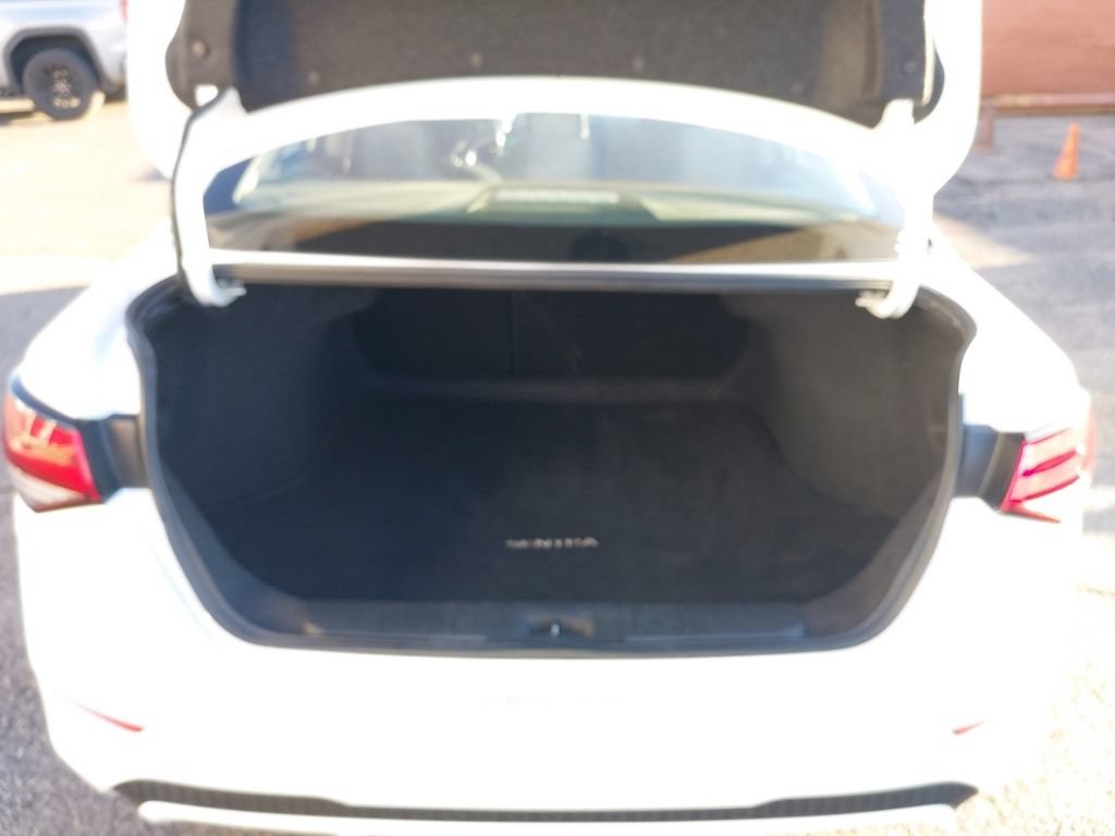 Used 2024 Nissan Sentra SV w/ All-Weather Package FWD image 18