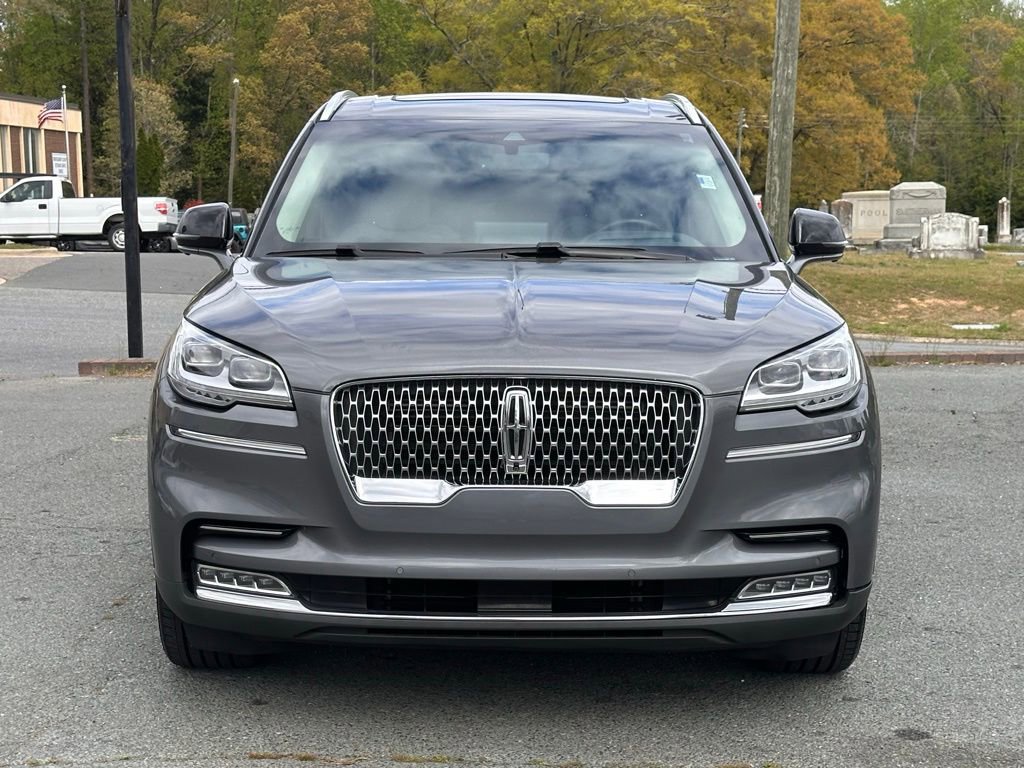 Used 2023 Lincoln Aviator Reserve w/ Equipment Group 201A image 11
