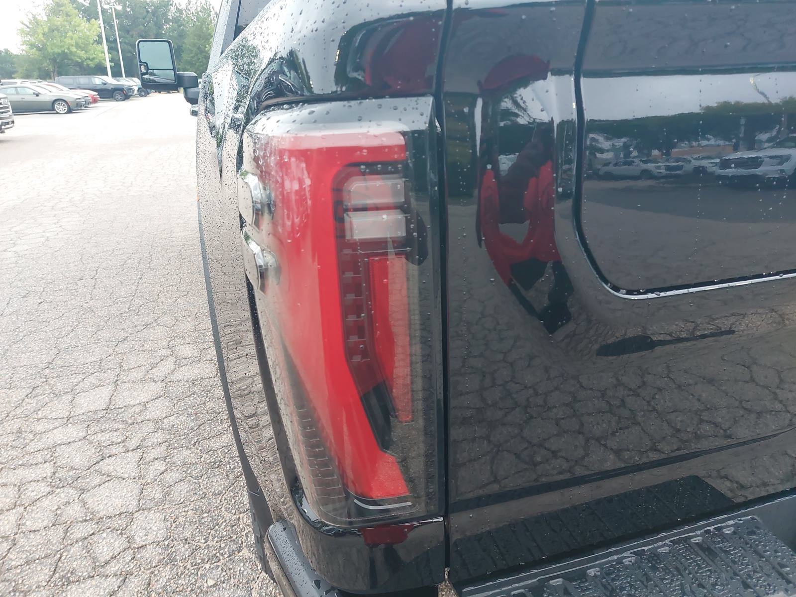 New 2026 GMC Sierra 2500 AT4 w/ AT4 Premium Plus Package AWD/4WD image 36