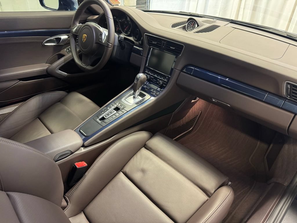 Certified 2016 Porsche 911 Carrera GTS RWD image 31