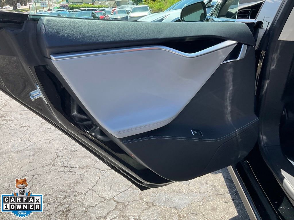 Used 2014 Tesla Model S P85 RWD image 32