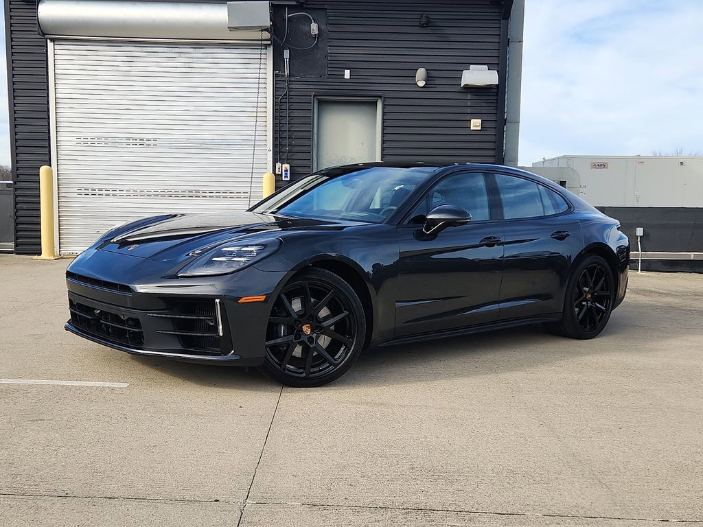 New 2026 Porsche Panamera 4 image 1