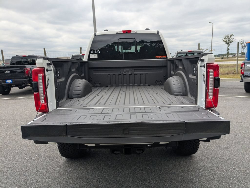 New 2026 Ford F250 Lariat w/ Black Appearance Package AWD/4WD image 13
