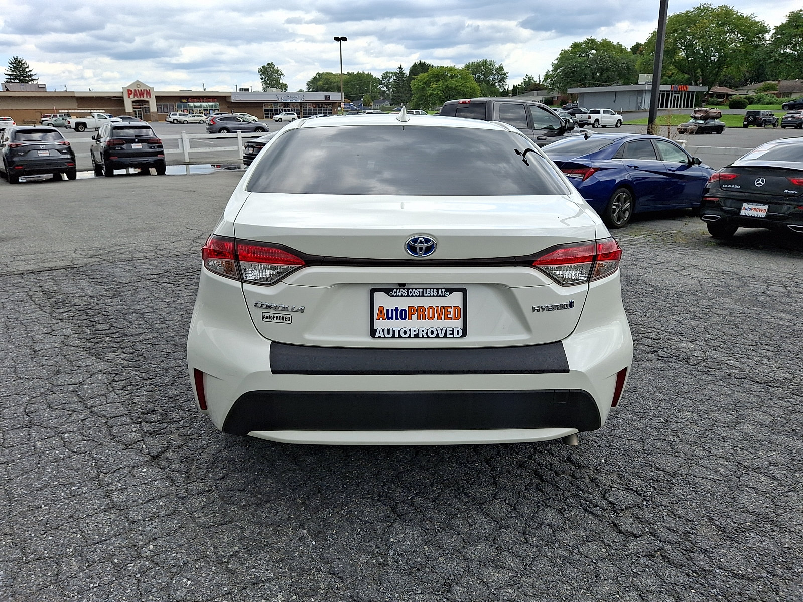 Used 2021 Toyota Corolla LE FWD image 5
