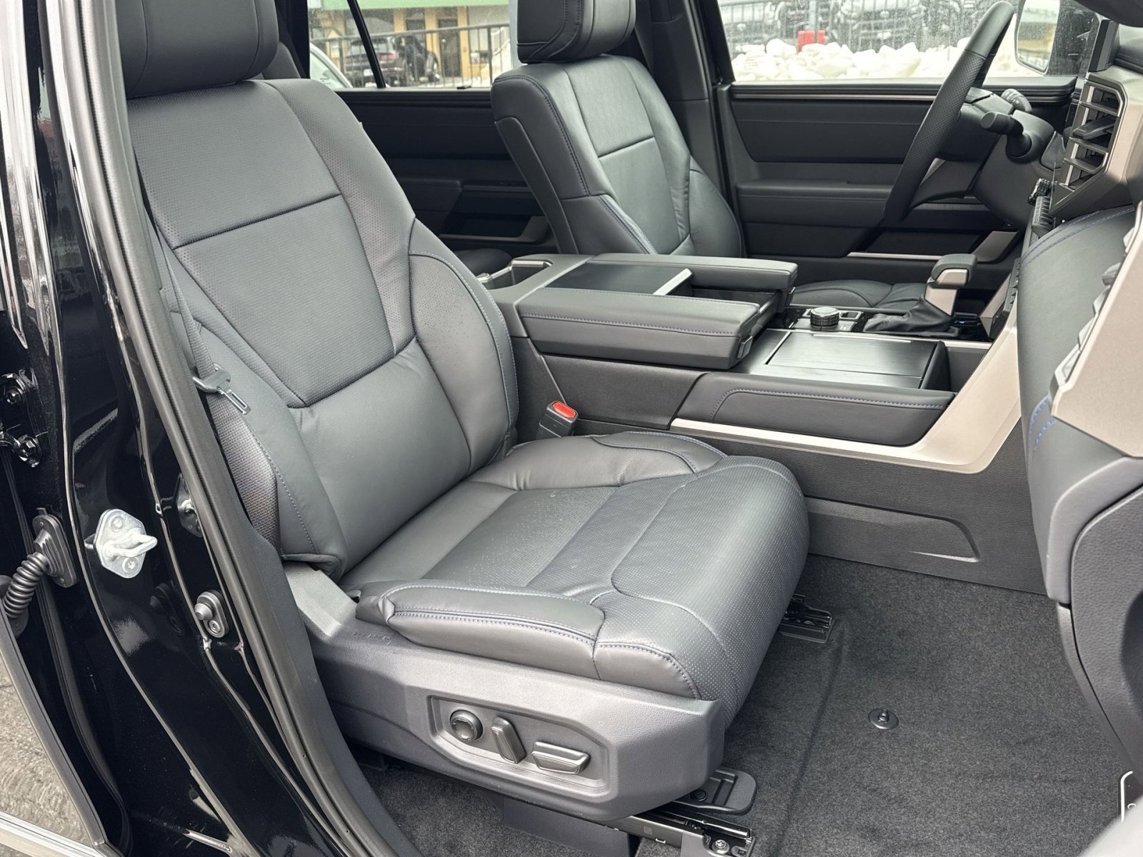 New 2026 Toyota Sequoia Platinum image 29