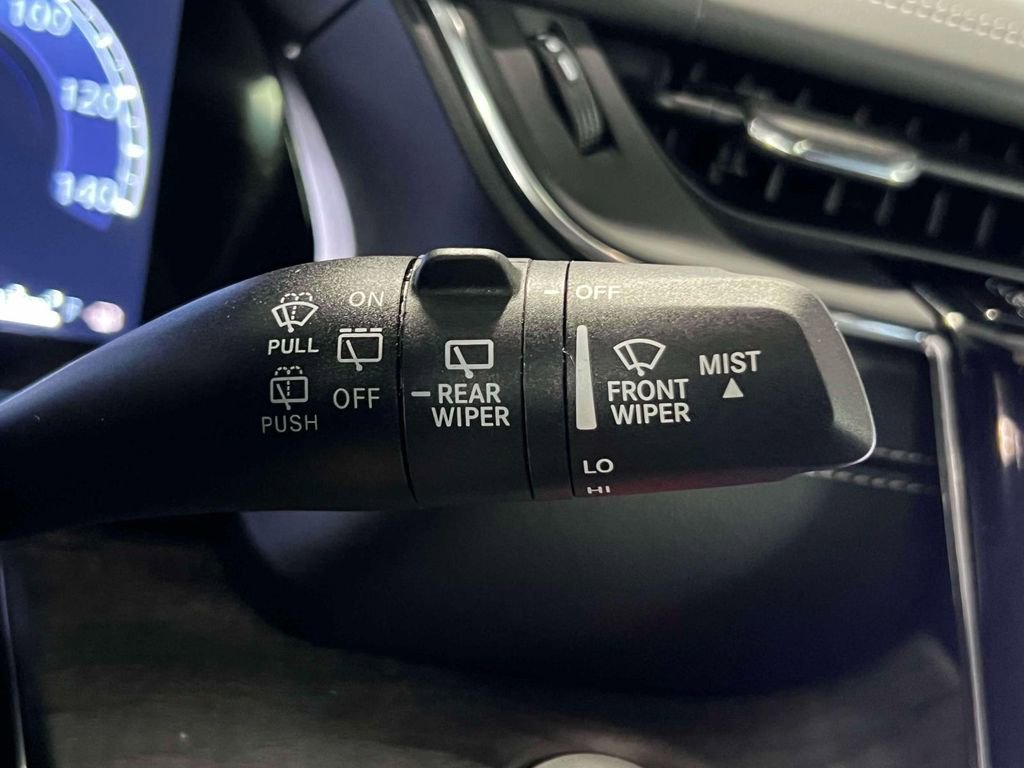 Used 2024 Jeep Grand Cherokee Overland w/ Trailer Tow Package image 27