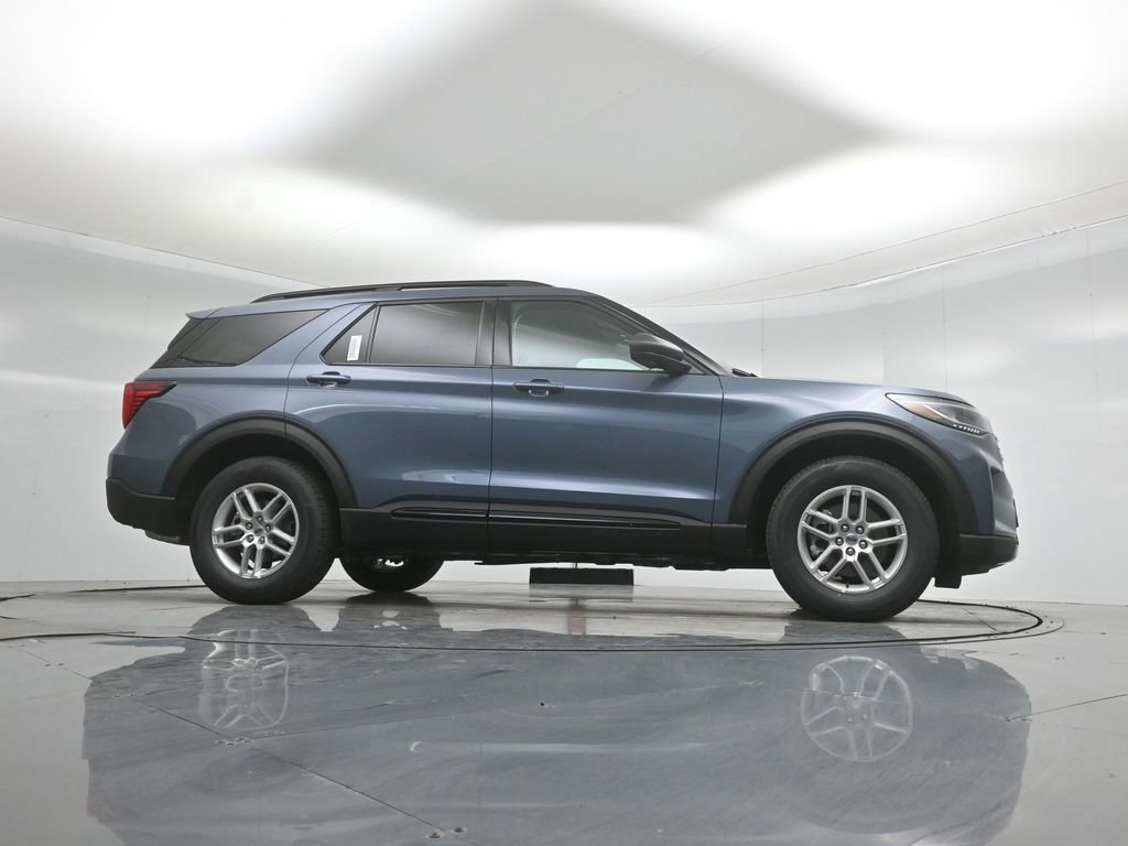 New 2026 Ford Explorer Active RWD image 45