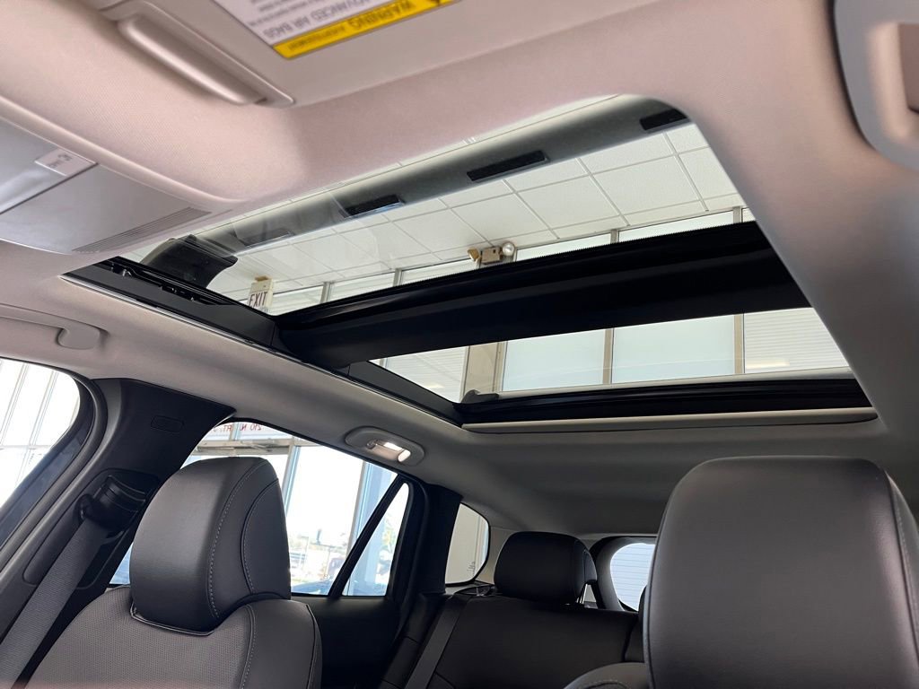 Certified 2025 MAZDA CX-50 AWD 2.5 S w/ Weather Package image 3