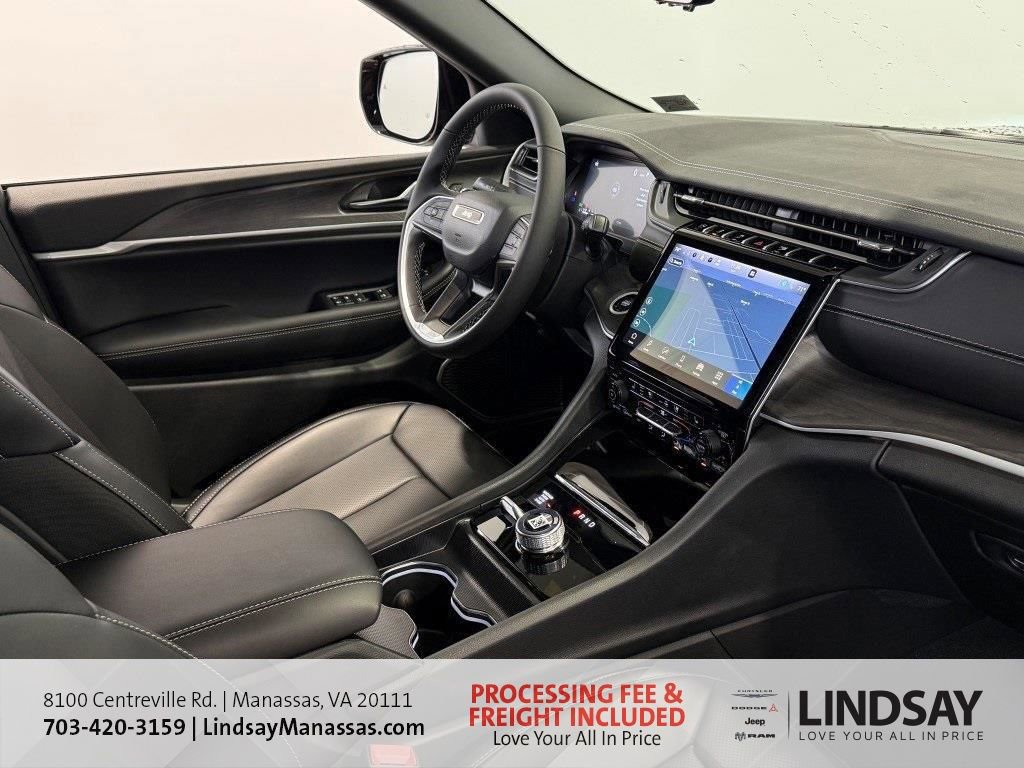 New 2025 Jeep Grand Cherokee L Limited w/ Luxury Tech Group II image 11