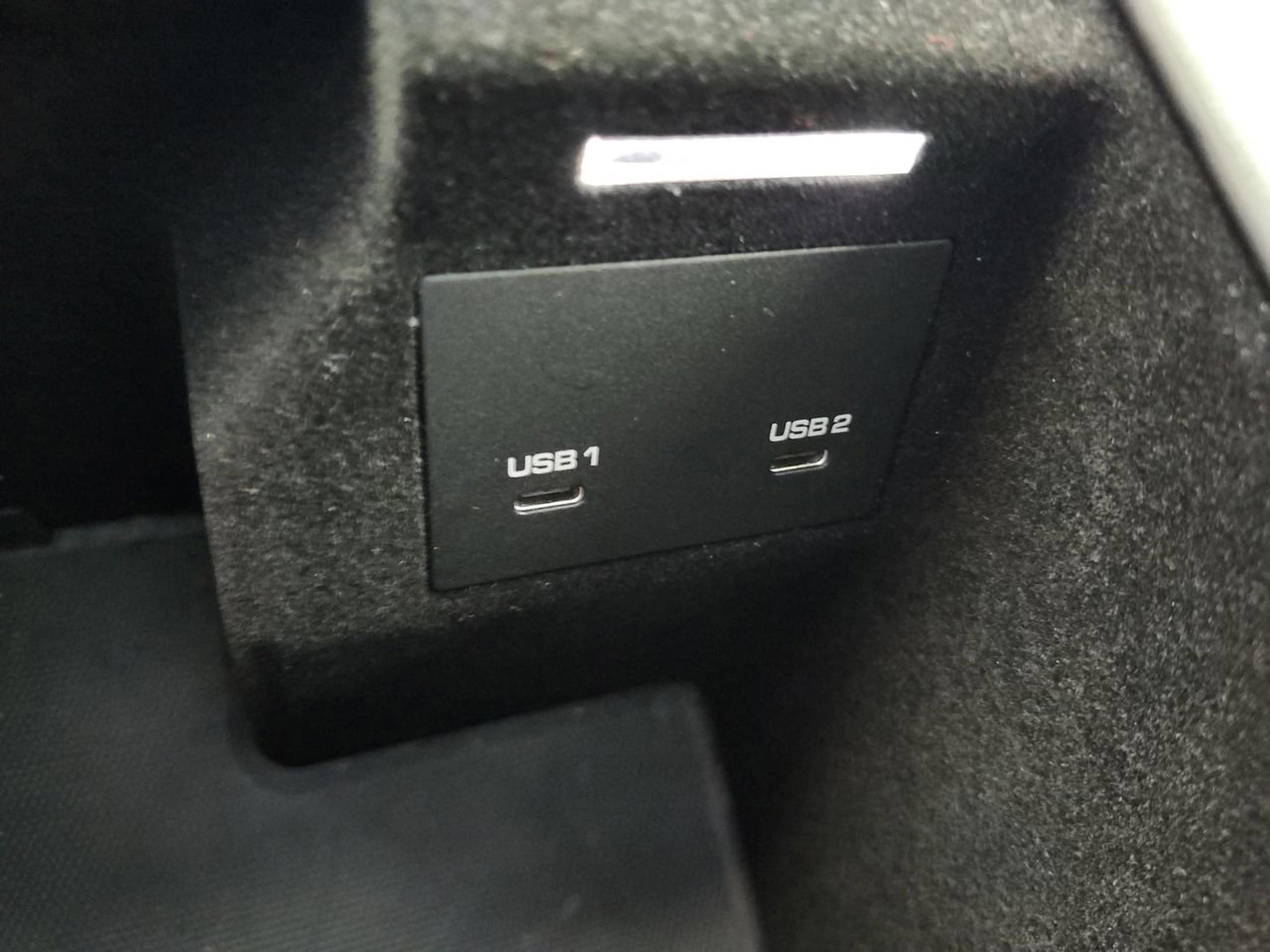 Used 2023 Porsche Cayenne Platinum Edition AWD/4WD image 29