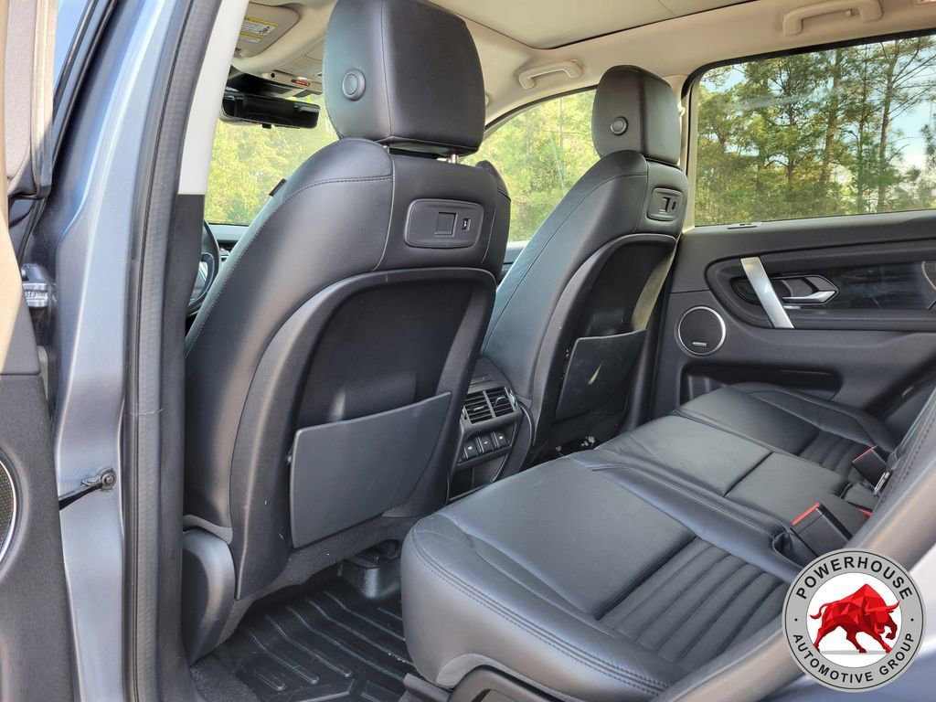 Used 2020 Land Rover Discovery Sport SE image 15