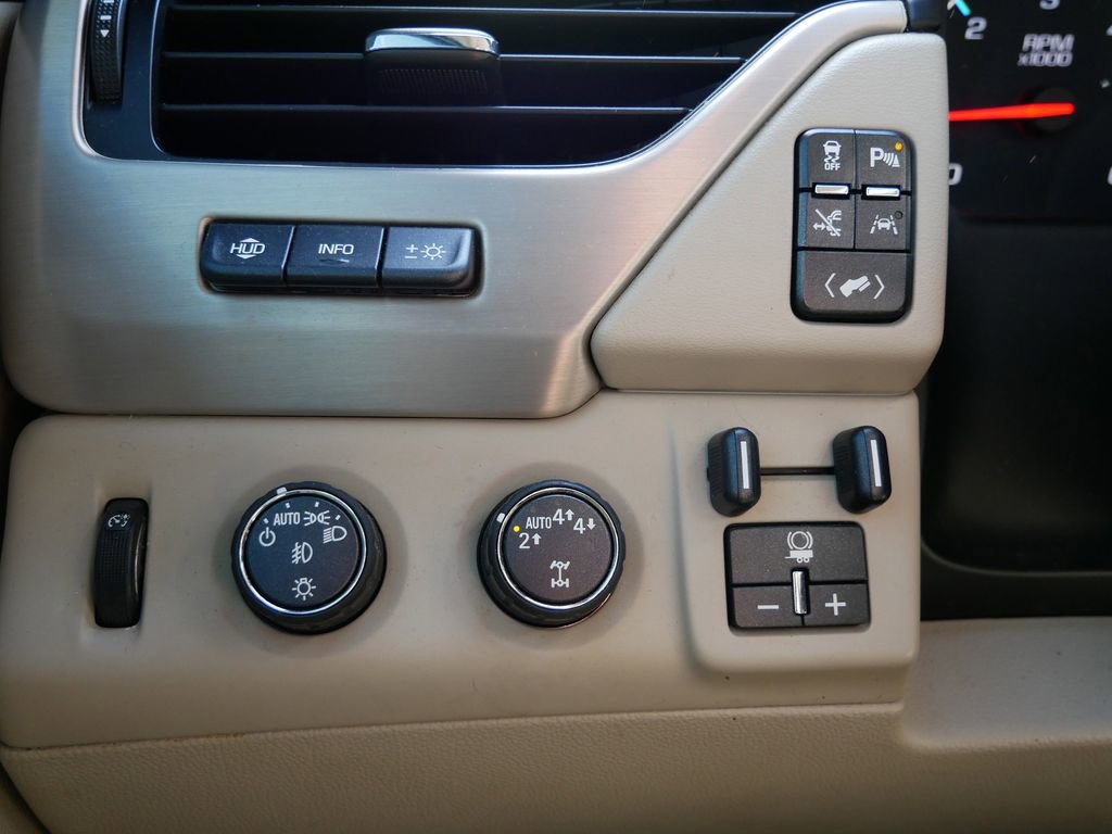 Used 2017 GMC Yukon Denali w/ Open Road Package image 23