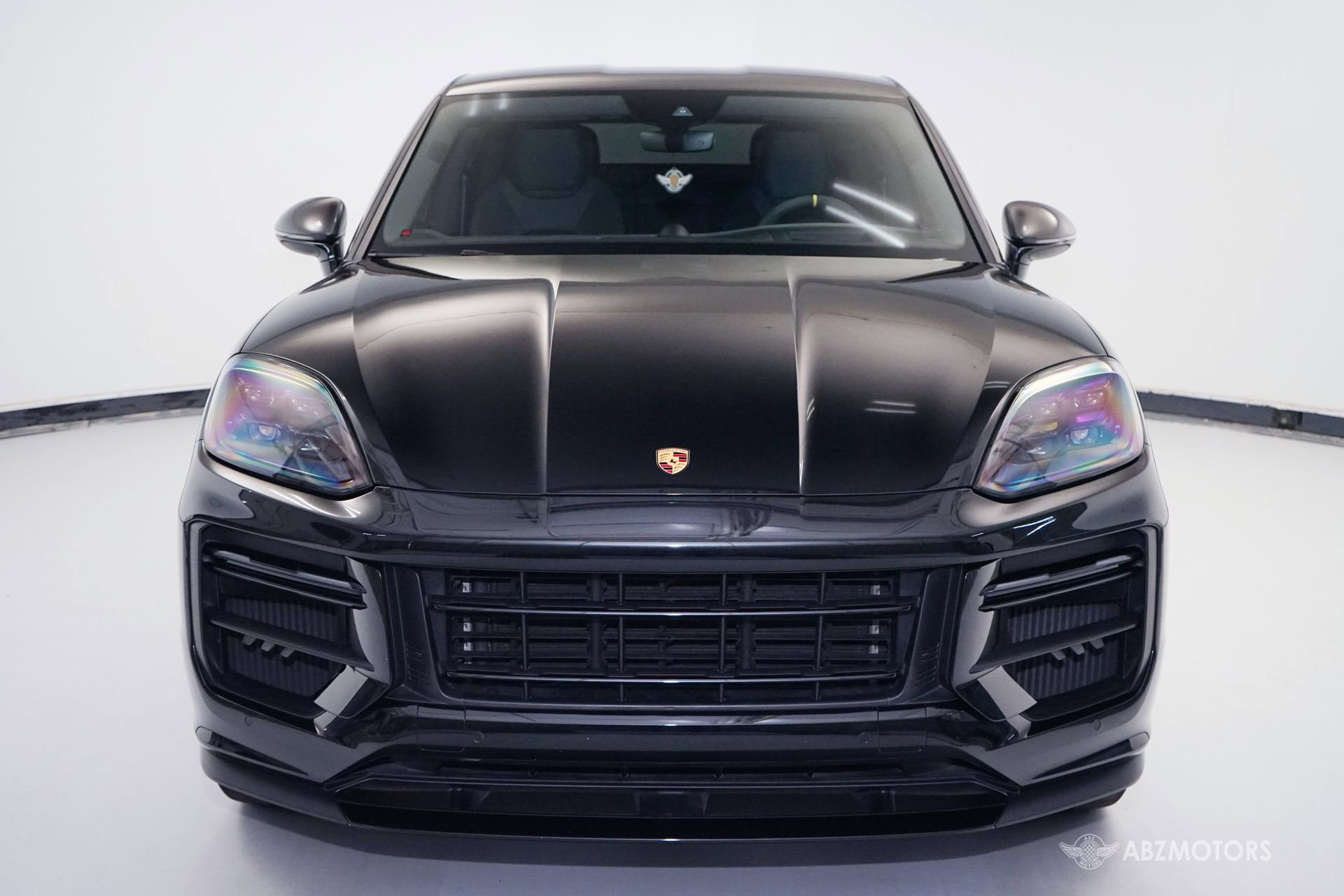 Used 2024 Porsche Cayenne Turbo GT image 3