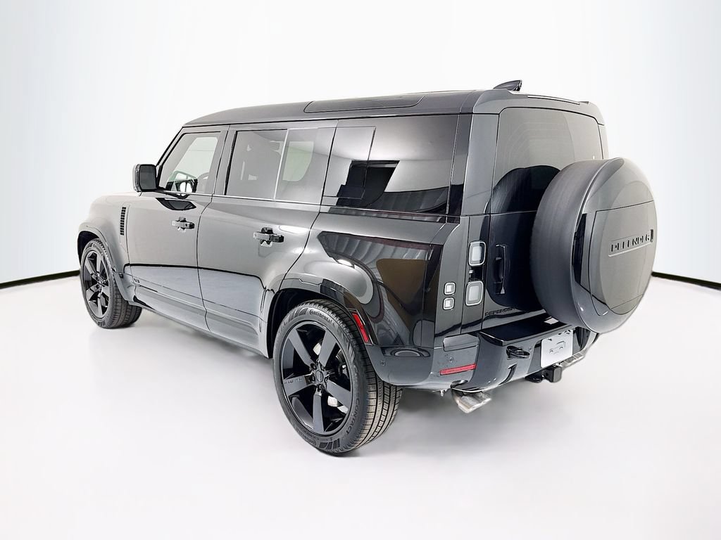 New 2026 Land Rover Defender 110 V8 AWD/4WD image 7