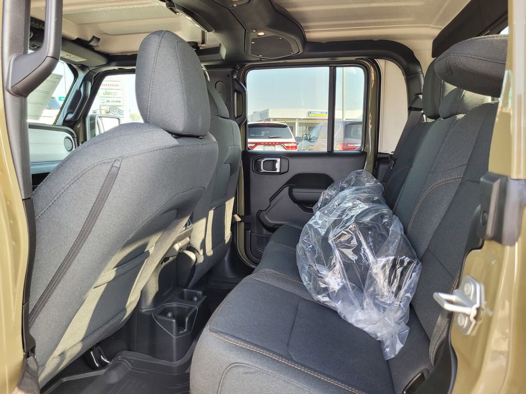 New 2026 Jeep Gladiator Sport image 12