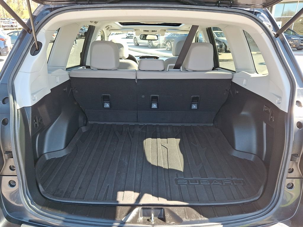 Used 2015 Subaru Forester 2.5i Touring w/ Eyesight & Navigation System image 28
