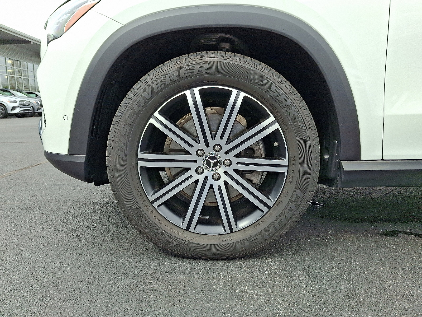 Certified 2026 Mercedes-Benz GLE 350 4MATIC image 8