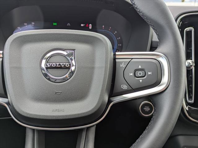 Used 2025 Volvo XC40 B5 Core w/ Protection Package Premier image 15